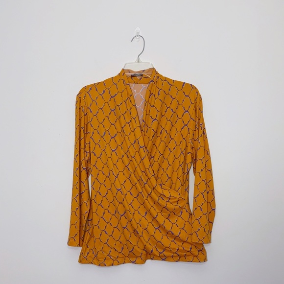 J. McLaughlin Tops - J. Mclaughlin Wrap Front printed blouse size L